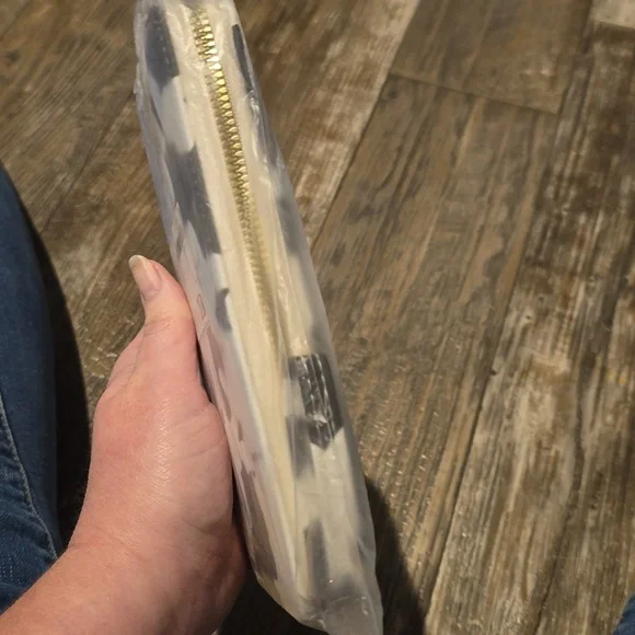 Black and White Cow Print Wallet - Picture 3 of 3